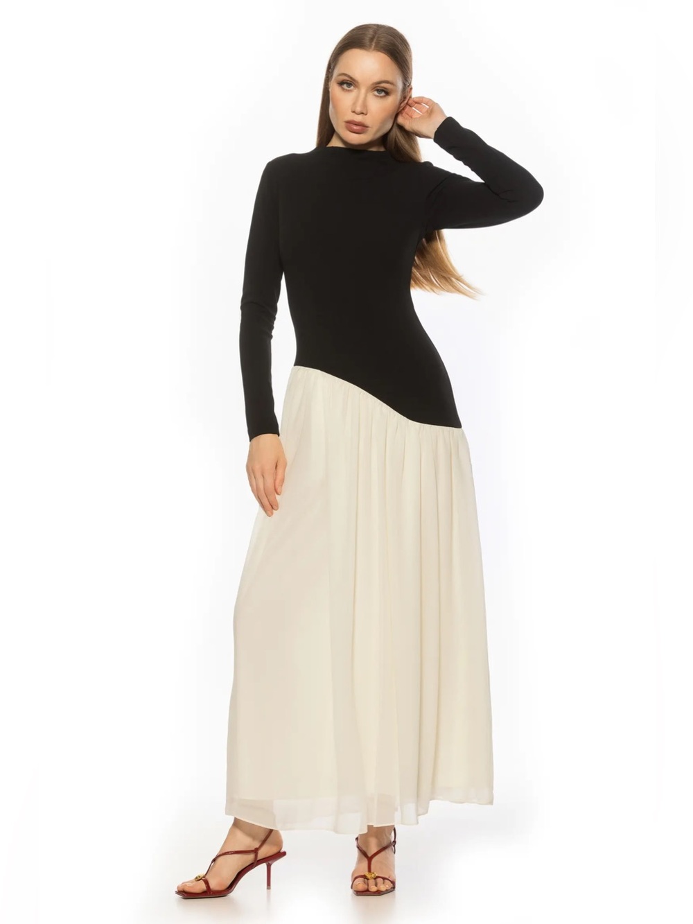 Alexia Admor Black and White Dakota Long Sleeve Gown